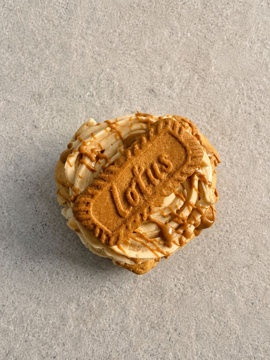 LOTUS CHEESECAKE COOKIE